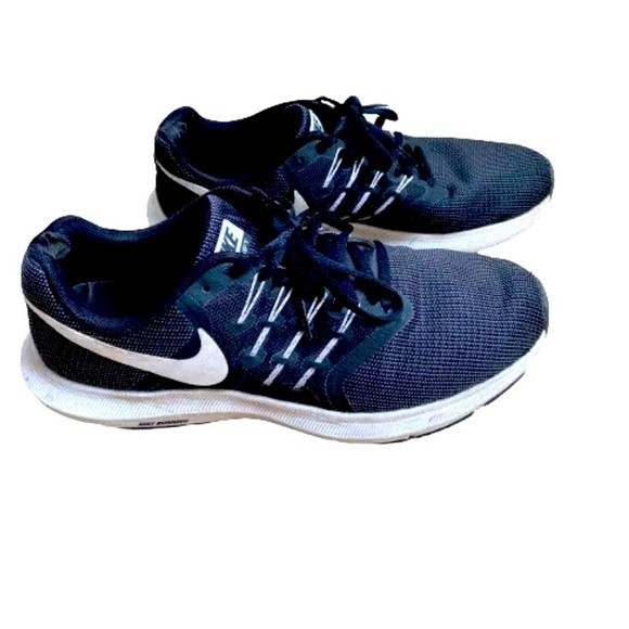 Nike Run Swift Men’s Size 10.5 Black White Running Shoes 908989-001 main image 6